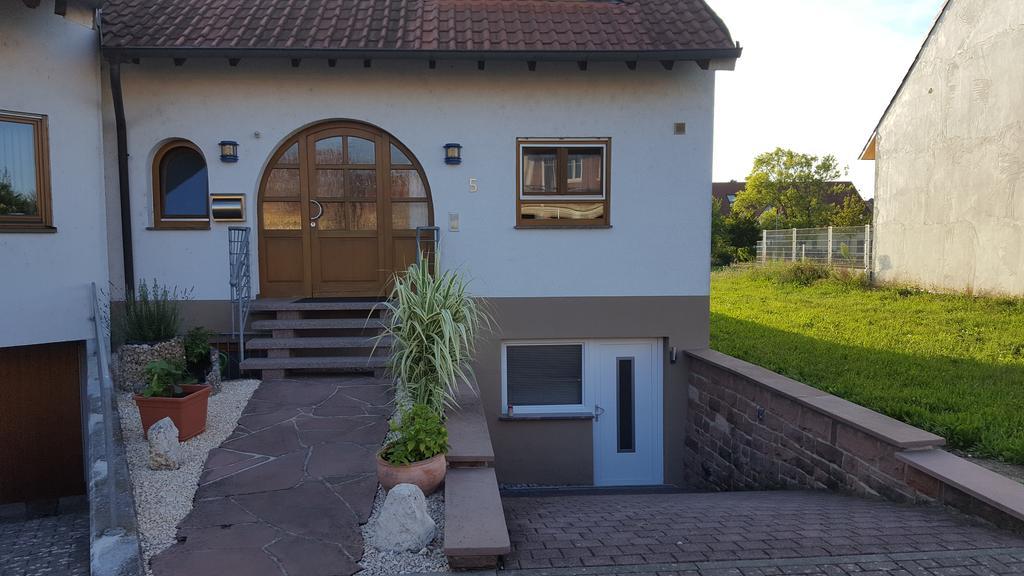 Ferienhaus Schwoerer Rheinhausen Exterior photo